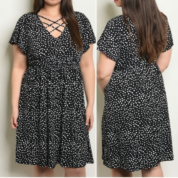 Trend Setter Diva Boutique Dresses & Skirts - BLACK WHITE WITH DOTS PLUS SIZE DRESS